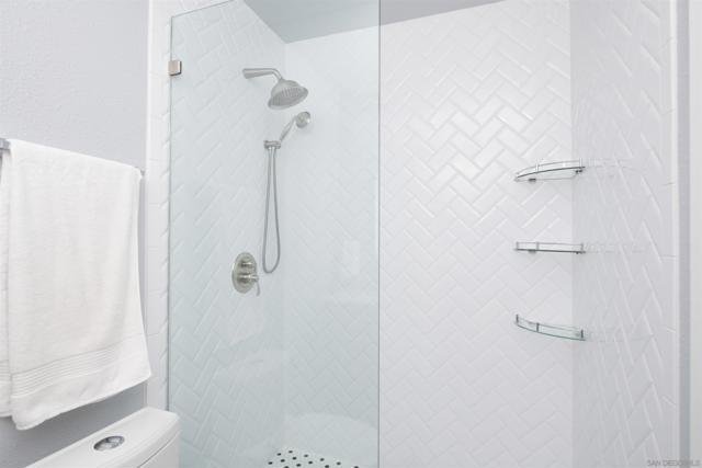 1873 Guilder Gln, Escondido CA: https://media.crmls.org/mediaz/b672338b-ca5b-4d80-920d-3fe75395071b.jpg