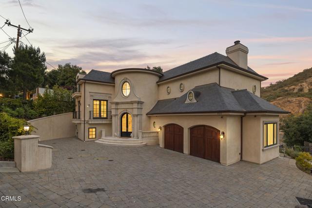 2112 Trentham Road,  CA: https://media.crmls.org/mediaz/b6723f86-a954-454e-b17e-aeaa8cff086b.jpg