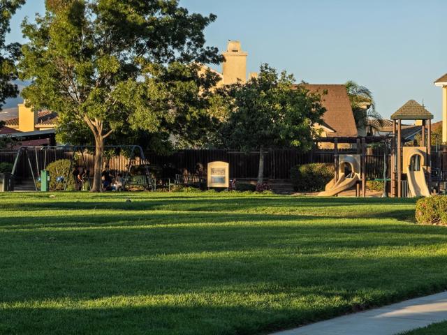 223 Apple Avenue, Greenfield CA: https://media.crmls.org/mediaz/b672c3da-994b-4e97-aaa9-ff404bb20207.jpg