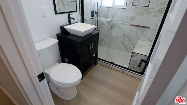 3335 Felix Avenue photo 10