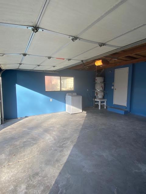 Image 18 of 19 For 7010 Hemet Avenue