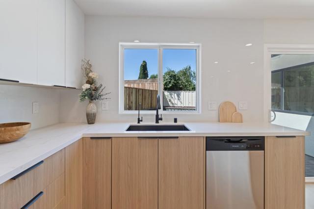 31301 San Andreas Drive, Union City CA: https://media.crmls.org/mediaz/b673f58d-eba0-43ce-8c3d-0930ee2ab3a9.jpg