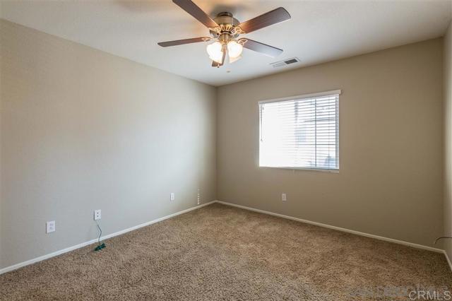 Detail Gallery Image 7 of 21 For 1441 Levant Ln Unit 5, Chula Vista,  CA 91913 - 3 Beds | 2/1 Baths