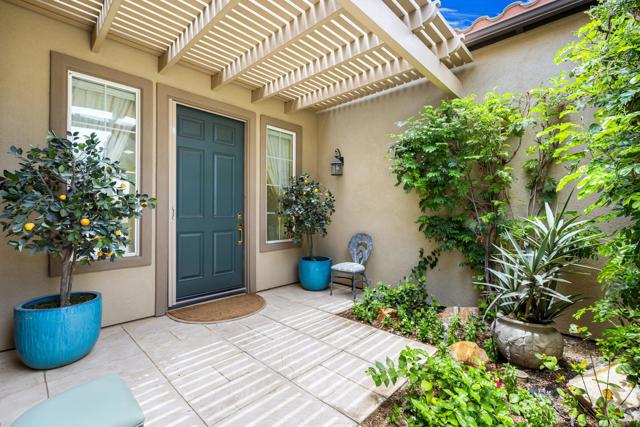 81943 Prism Drive, La Quinta CA: https://media.crmls.org/mediaz/b674ae37-656b-4a32-a20d-38690df17a1c.jpg