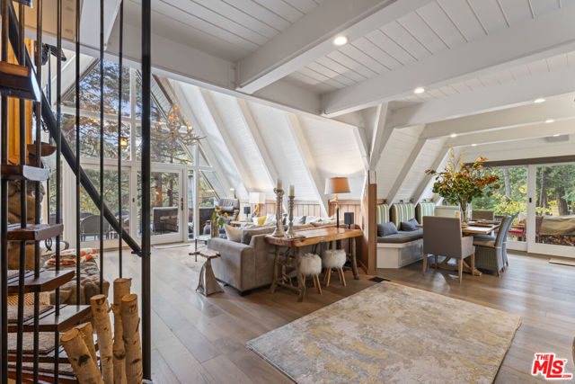 161 Rocky Point Road, Lake Arrowhead CA: https://media.crmls.org/mediaz/b6754be5-d5be-4eb6-bfa3-eb3aad057b77.jpg