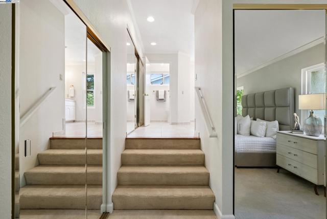 7467 Sundrop Ct, Pleasanton CA: https://media.crmls.org/mediaz/b6765172-6c68-4862-bcb5-eb9a6a31c53e.jpg