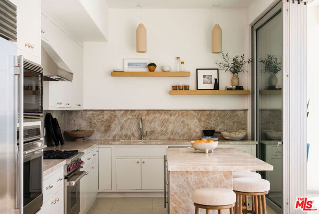 26520 Latigo Shore Drive, Malibu CA: https://media.crmls.org/mediaz/b6765a96-266f-4373-84f7-9cf1793609fa.jpg