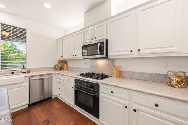 Detail Gallery Image 19 of 58 For 4609 Calle Descanso, Camarillo,  CA 93012 - 4 Beds | 2/1 Baths