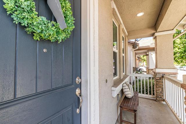 51 Koror Lane, Gilroy CA: https://media.crmls.org/mediaz/b6779a18-0c8f-409f-a119-9b0bca42c27b.jpg
