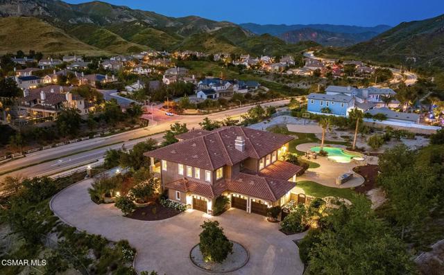 2462 Lost Canyons Drive, Simi Valley CA: https://media.crmls.org/mediaz/b6785c93-370d-4d17-8db1-9af1b6867ac1.jpg