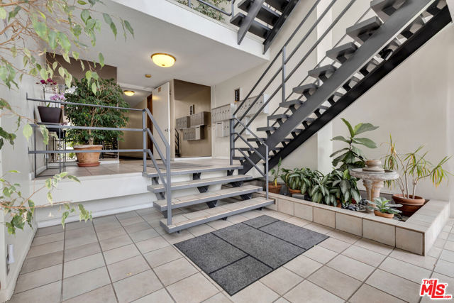 7949 Selma Avenue, West Hollywood CA: https://media.crmls.org/mediaz/b67939a4-5761-4d3b-80a9-3260681aa9c9.jpg