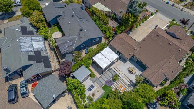 2618 Brewster Avenue, Redwood City CA: https://media.crmls.org/mediaz/b67991ef-53cd-403d-b550-064740b0cbc4.jpg