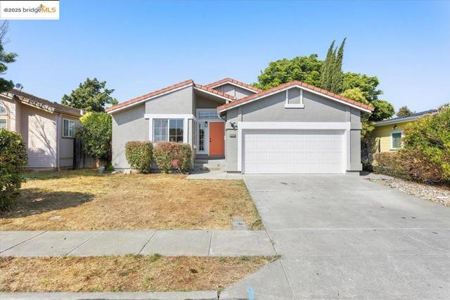 33526 4th ST, Union City CA: https://media.crmls.org/mediaz/b679ea7f-81a3-4002-a9ad-7a6e567a15f8.jpg