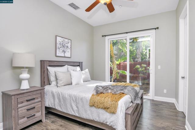 2593 Camel Back Rd, Brentwood CA: https://media.crmls.org/mediaz/b67a3d91-a0a7-405b-9672-7291a459775f.jpg