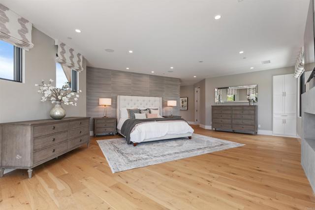 Detail Gallery Image 25 of 54 For 417 Warwick Ave, Cardiff By The Sea,  CA 92007 - 5 Beds | 5/1 Baths