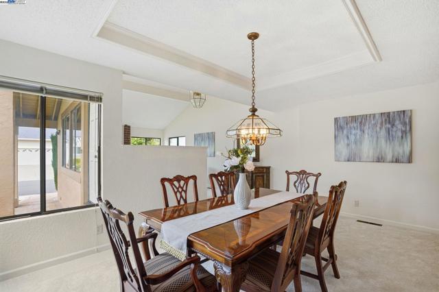 7444 Pecan Court, Pleasanton CA: https://media.crmls.org/mediaz/b67c36ea-30bd-49ae-9c97-7a2d85da4119.jpg