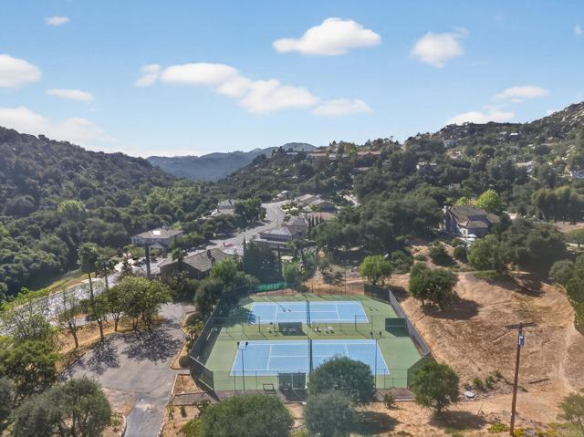 Detail Gallery Image 58 of 60 For 10254 Spruce Woodlands Way, Escondido,  CA 92026 - 3 Beds | 2 Baths