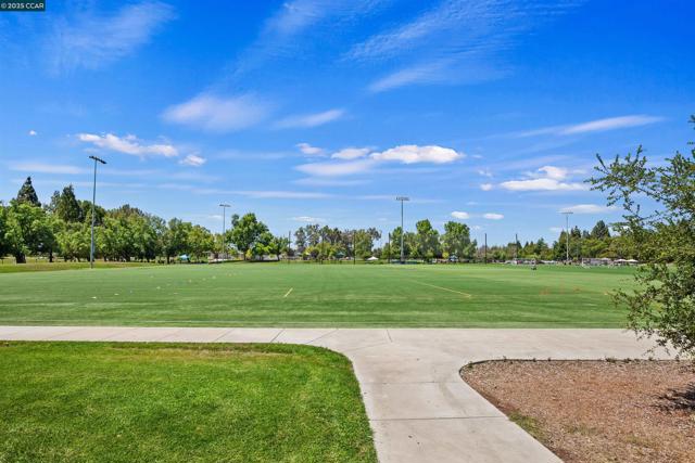 92 Zenith Cmn, Fremont CA: https://media.crmls.org/mediaz/b67d0568-f898-4d73-b17f-098f7271b967.jpg