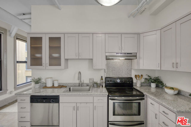 108 W 2nd Street, Los Angeles CA: https://media.crmls.org/mediaz/b67def8e-8cf6-4b97-846f-764c6f44c1e8.jpg