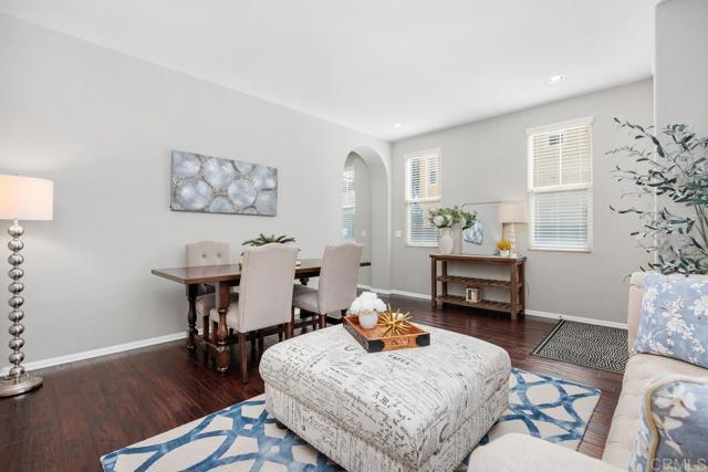 Detail Gallery Image 5 of 29 For 3428 Filoli Circle, Carlsbad,  CA 92009 - 3 Beds | 3/1 Baths