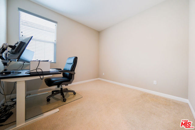 1681 Whitmore Loop, Chula Vista CA: https://media.crmls.org/mediaz/b67ff387-6997-4a60-92c6-3081eb29efe0.jpg