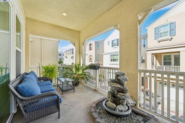 7213 Calistoga Ln, Dublin CA: https://media.crmls.org/mediaz/b6816ce5-60d5-47ce-8633-92f3c825fc83.jpg