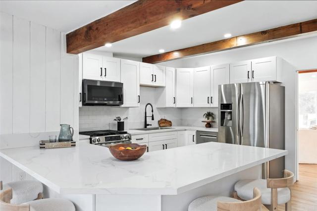 Detail Gallery Image 4 of 46 For 9927 Lindo Lake Pl, Lakeside,  CA 92040 - 3 Beds | 2 Baths