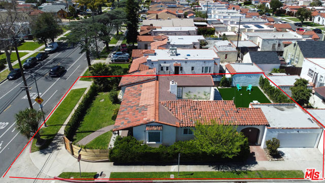 1037 W 83rd Street, Los Angeles CA: https://media.crmls.org/mediaz/b682ea52-b058-4aa3-8623-d3fbd2cc3bcb.jpg