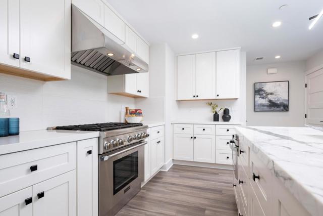 30 Calaveras Court, Hillsborough CA: https://media.crmls.org/mediaz/b683dc02-f6b1-4301-83b0-bcf12f904685.jpg