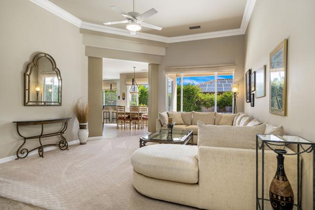 4 Hillcrest Drive, Palm Desert CA: https://media.crmls.org/mediaz/b6857176-3358-4026-9cbf-fb2a11d19504.jpg