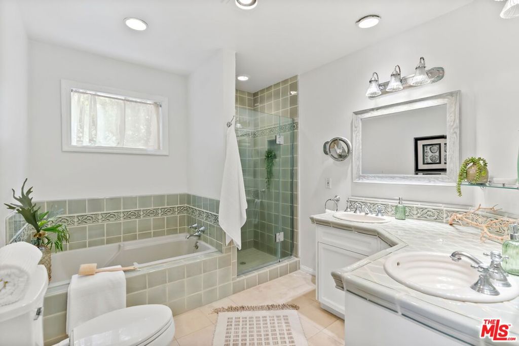 MLS #26862395 image #22