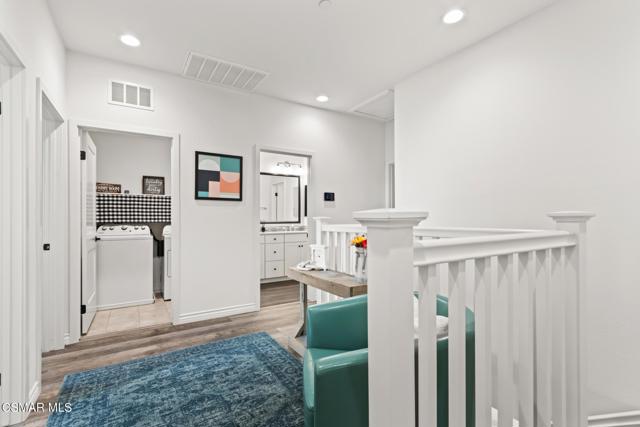 230 Farmhouse Drive, Simi Valley CA: https://media.crmls.org/mediaz/b689254e-8343-44af-9f1b-ae19ba80c055.jpg