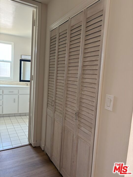 120 Hurricane, Marina del Rey CA: https://media.crmls.org/mediaz/b6894869-65e1-4beb-844c-df776428921e.jpg