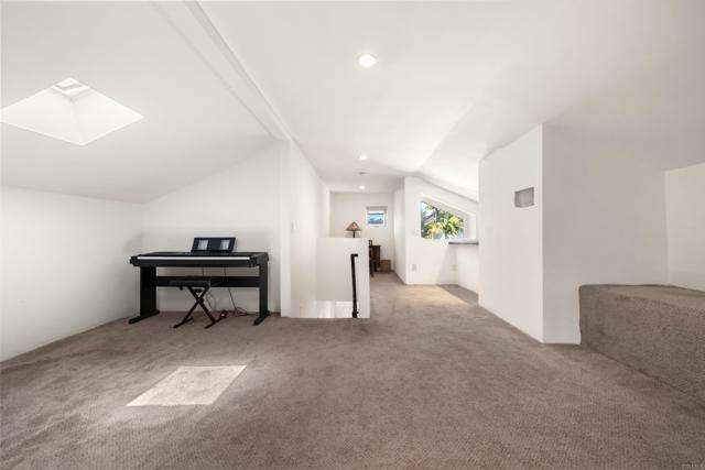 Detail Gallery Image 17 of 25 For 1601 Tucker Ln, Encinitas,  CA 92024 - 4 Beds | 2 Baths