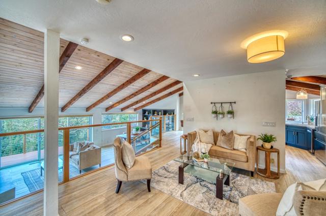 770 Alta Vista Road, Montara CA: https://media.crmls.org/mediaz/b68a4aa8-c5b8-4596-a1d7-6feb5aa2acb4.jpg