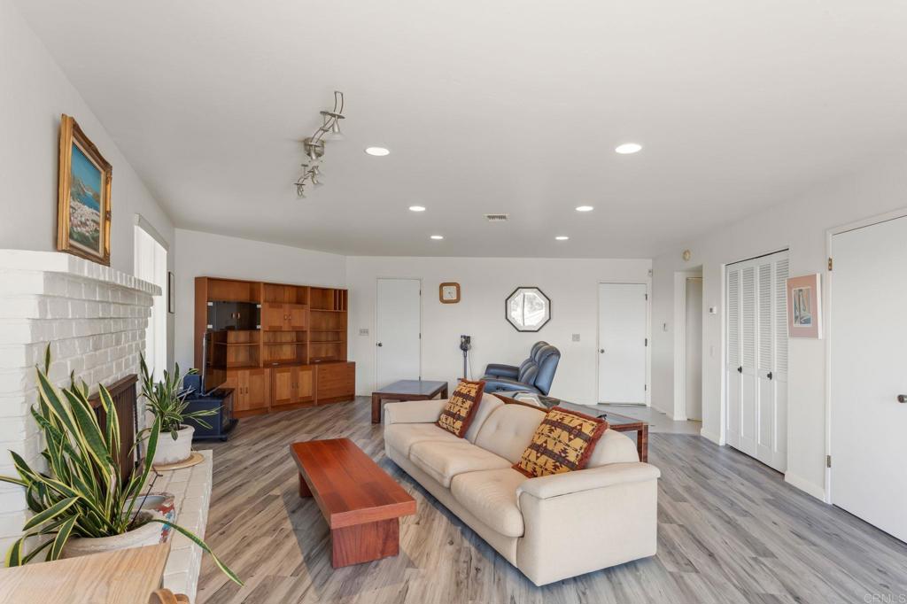 7619 Cortina - photo 16