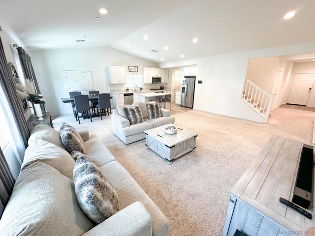 30721 Hawkscrest Drive, Winchester CA: https://media.crmls.org/mediaz/b68aa064-9b7f-4f28-b721-af5411f40ec6.jpg