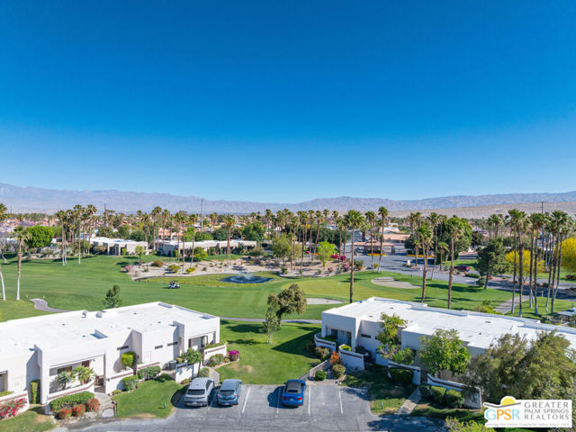 67488 Toltec Court, Cathedral City CA: https://media.crmls.org/mediaz/b68b2935-85ff-46b3-94aa-beb47103bb59.jpg