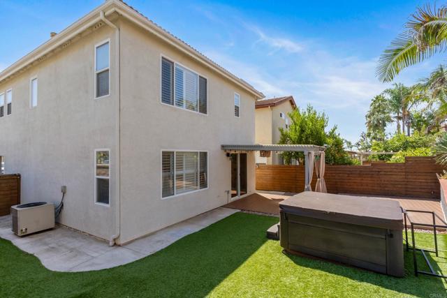 Detail Gallery Image 14 of 29 For 1655 Deer Peak Ct, Chula Vista,  CA 91913 - 4 Beds | 2/1 Baths