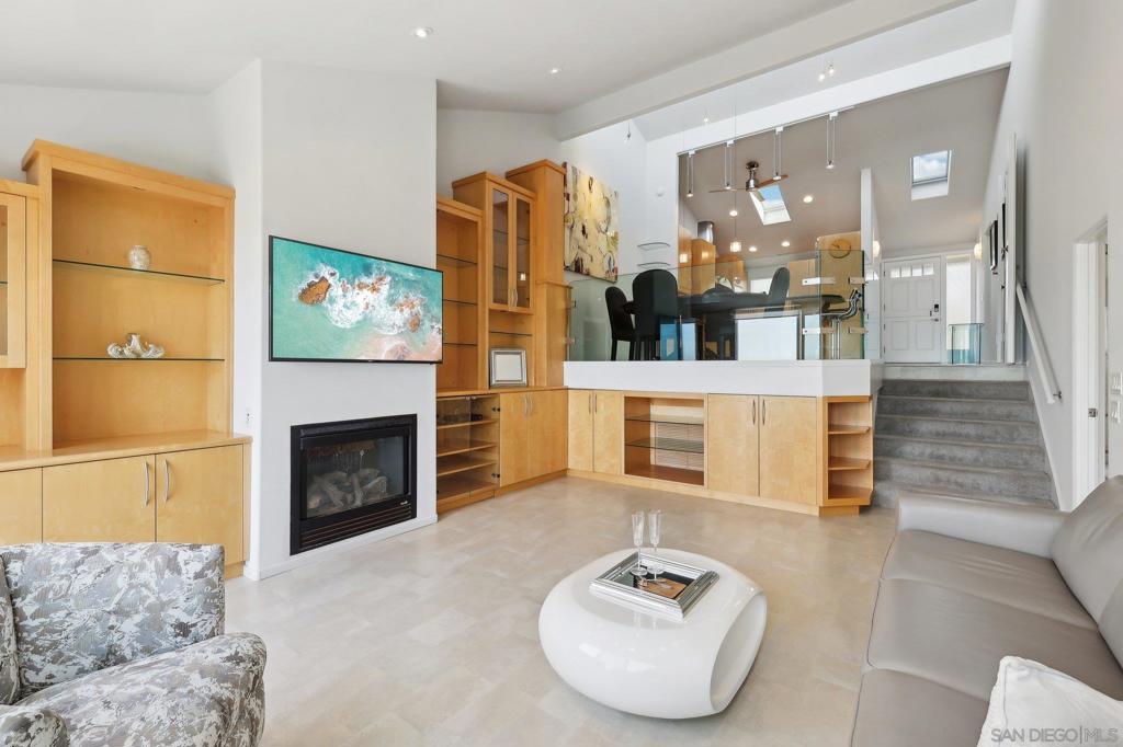 MLS #250030772SD image #8