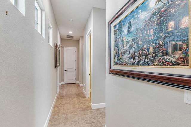 7832 Cobblestone Court, Gilroy CA: https://media.crmls.org/mediaz/b68e0bb4-cf09-4617-abf1-ad890ec8df75.jpg