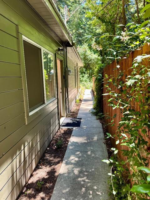 144 Monaco Lane, Boulder Creek CA: https://media.crmls.org/mediaz/b68e0ebf-f616-4280-93a0-0adbb154a0d2.jpg
