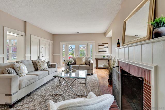 4232 Arden Way, San Diego CA: https://media.crmls.org/mediaz/b68fd623-23c4-4fbe-93fb-defe89bf5423.jpg
