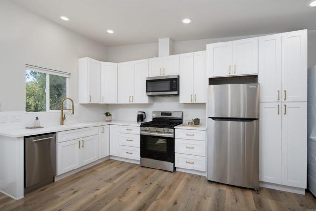 Detail Gallery Image 29 of 40 For 500 Beaumont Dr, Vista,  CA 92084 - 4 Beds | 3/1 Baths