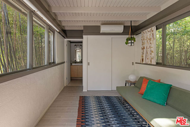 1030 Canon Drive, San Marino CA: https://media.crmls.org/mediaz/b6902fca-ec3e-4dcd-994c-427f4ffa9787.jpg