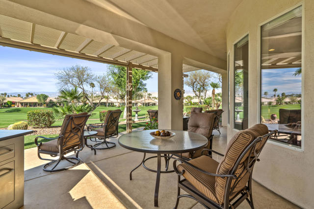 80610 Prestwick Place, Indio CA: https://media.crmls.org/mediaz/b69074ff-97a0-455b-8321-3196ade38914.jpg