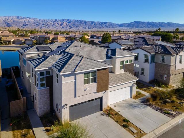 84650 Litorale Court, Indio CA: https://media.crmls.org/mediaz/b6909a52-283f-47e8-8274-713d7c905ba2.jpg