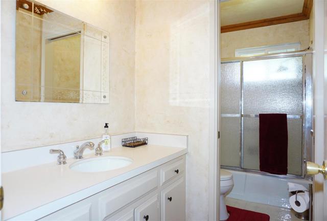 1401 Woodberry Avenue, San Mateo CA: https://media.crmls.org/mediaz/b690ed47-8e4e-4e56-bf8f-5e3d651a75c4.jpg