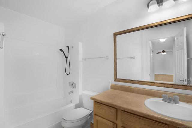 8703 Lake Murray Blvd, San Diego CA: https://media.crmls.org/mediaz/b691155c-e595-41ac-a500-ec4a97da6480.jpg