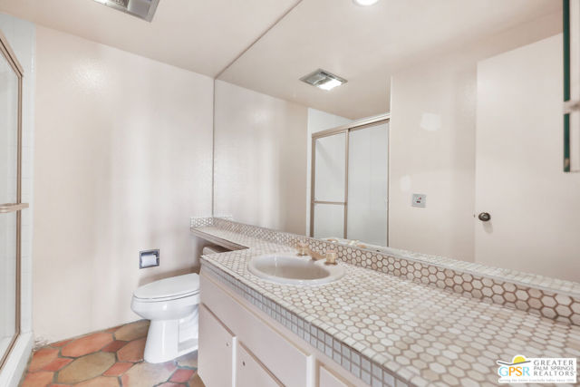 900 Island Drive #113, Rancho Mirage, CA 92270